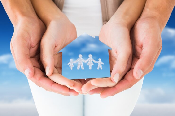 Pros and Cons of Index Universal Life Insurance Policies