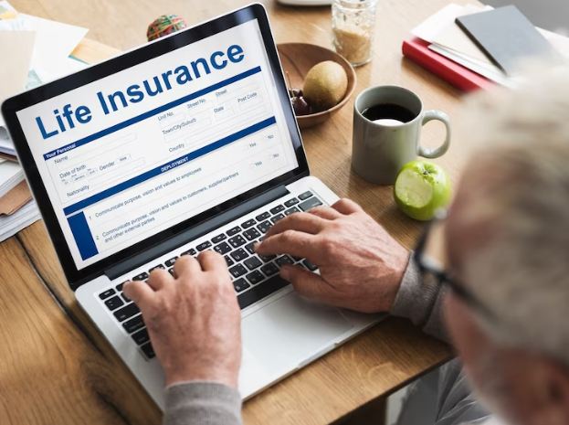 Understanding Term and Whole Life Insurance: Quotes to Help You Decide